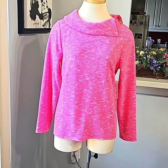 CHICO'S 1 NWT Light weight top.‎ Envelope zipper. Beautiful pink 💗Size (8-10) - Picture 1 of 14